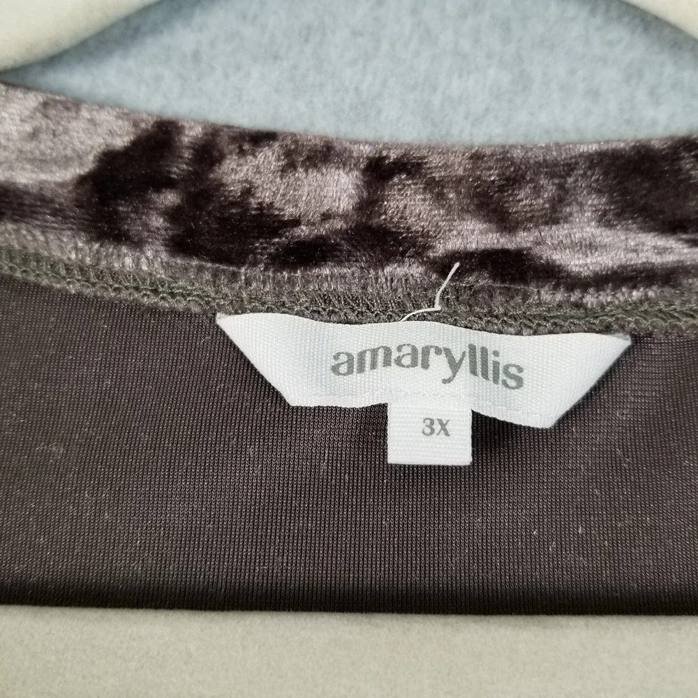 Amaryllis Top‎ Women's 3X Plus Brown Crushed Velvet Short Sleeve Blouse Stretch